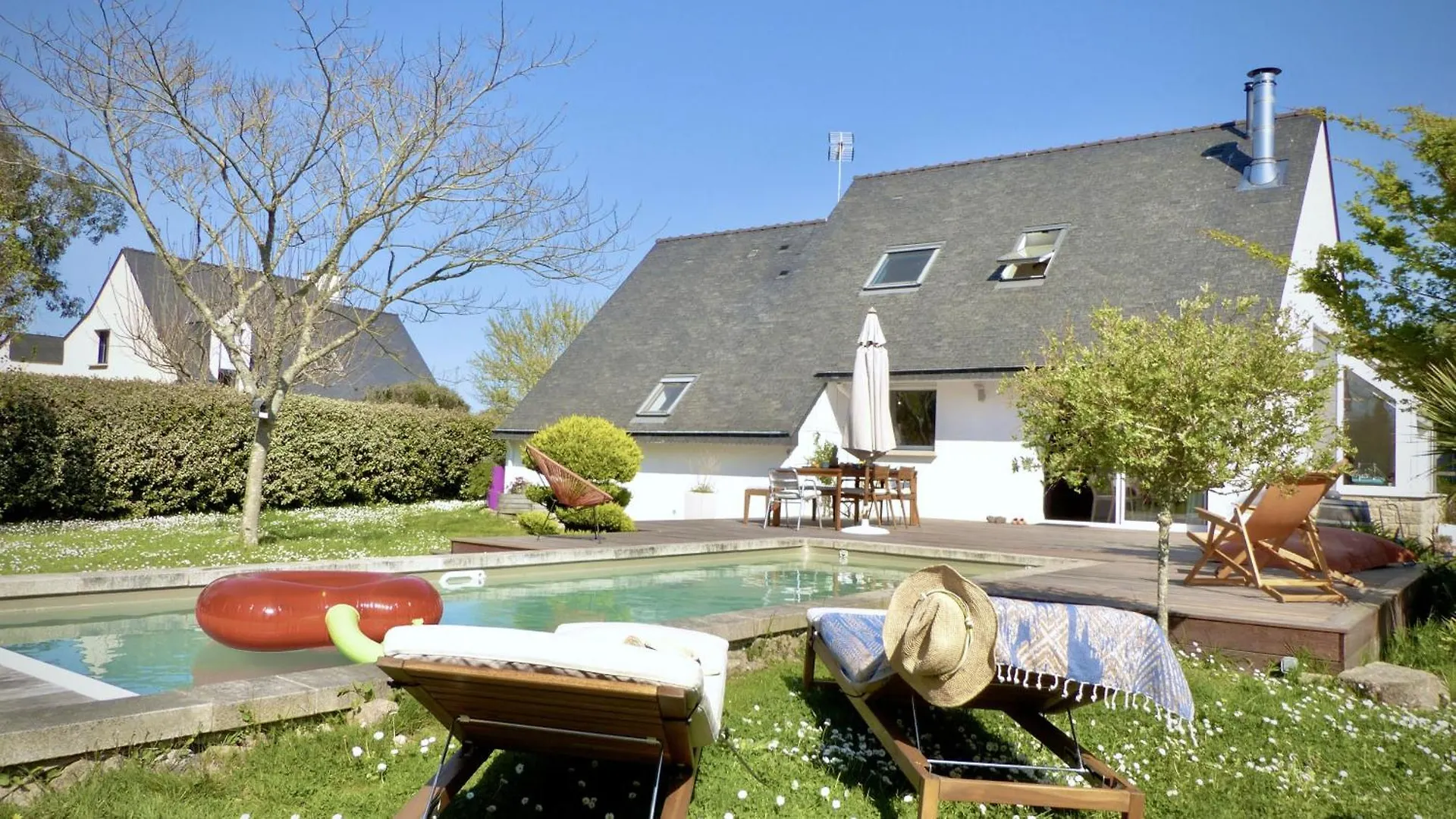 Kercolette, Maison Avec Piscine Non Chauffee Proche Des Plages Erdeven 0*,  Fransa